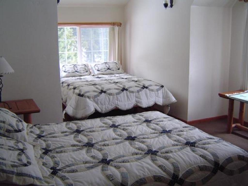 Upper Forni Strawberry Lodge المظهر الخارجي الصورة